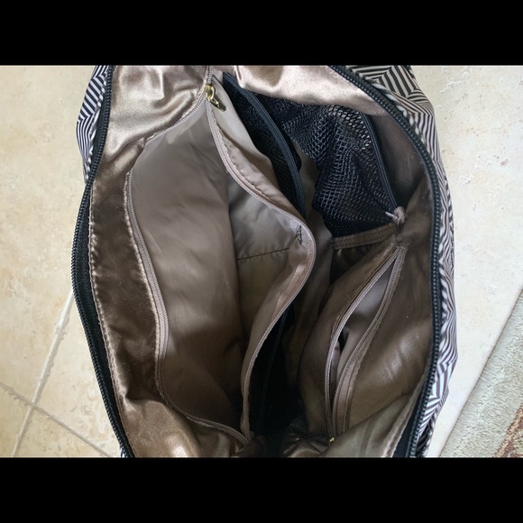 Ju-ju-be hobo Changing bag - Picture 6 of 8